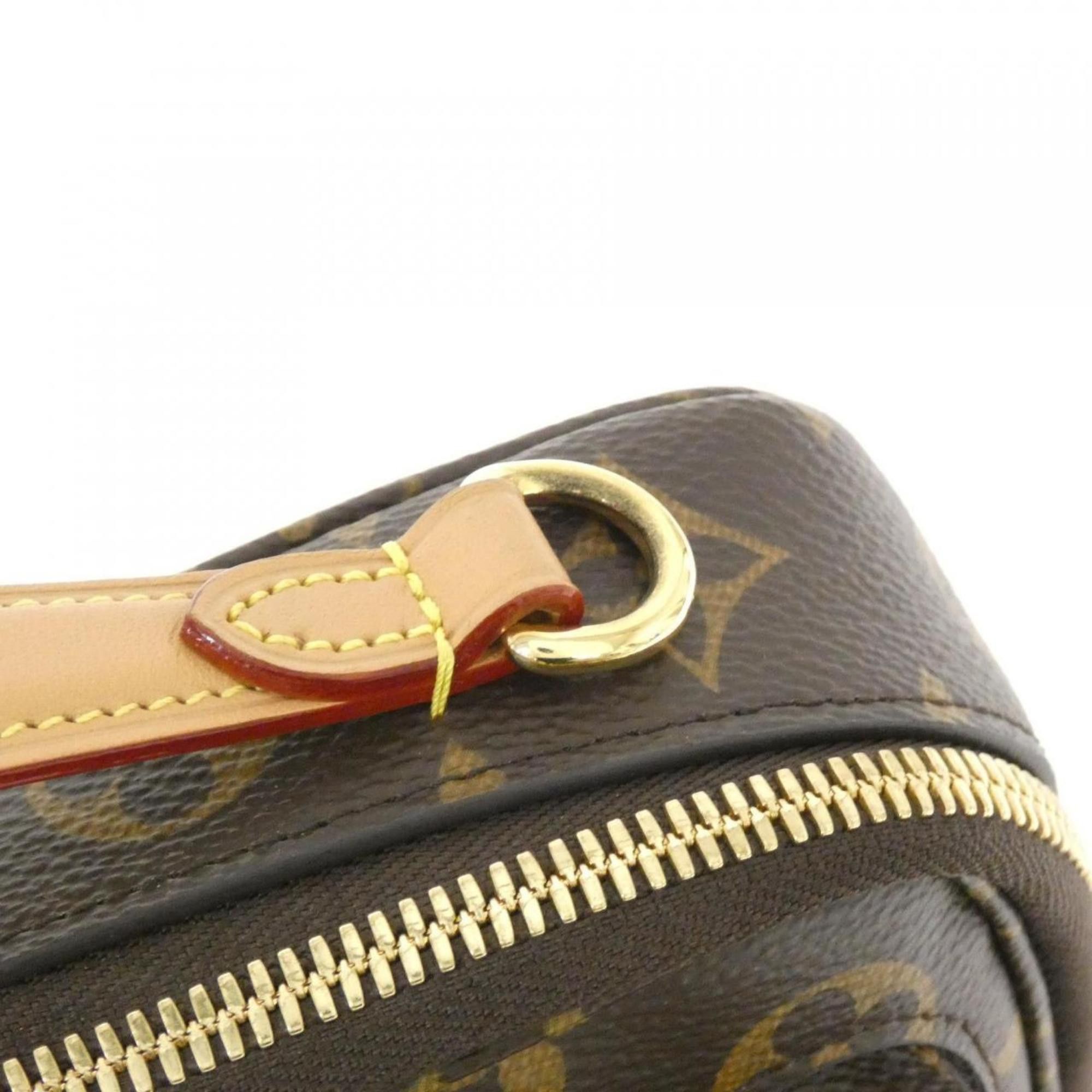 Louis Vuitton Louis Vuitton Utility shoulder Size ONE SIZE - 4 Thumbnail