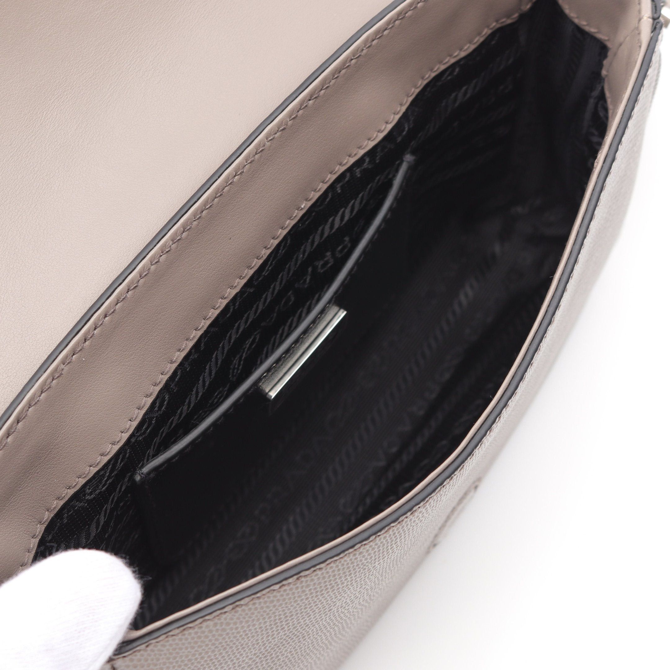 Prada Prada Shoulder Bag Saffiano Leather Gray Size ONE SIZE - 3 Thumbnail