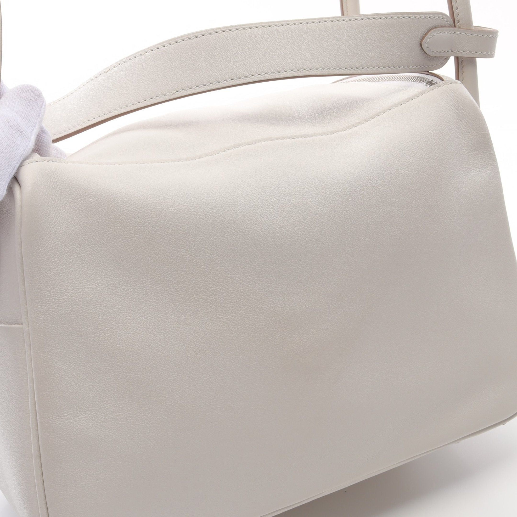Hermes Hermes Lindy 26 Verso Gris Perle Grimeyer Shoulder Bag Veau Swift Off White Silver Hardware B Stamp Size ONE SIZE - 6 Thumbnail