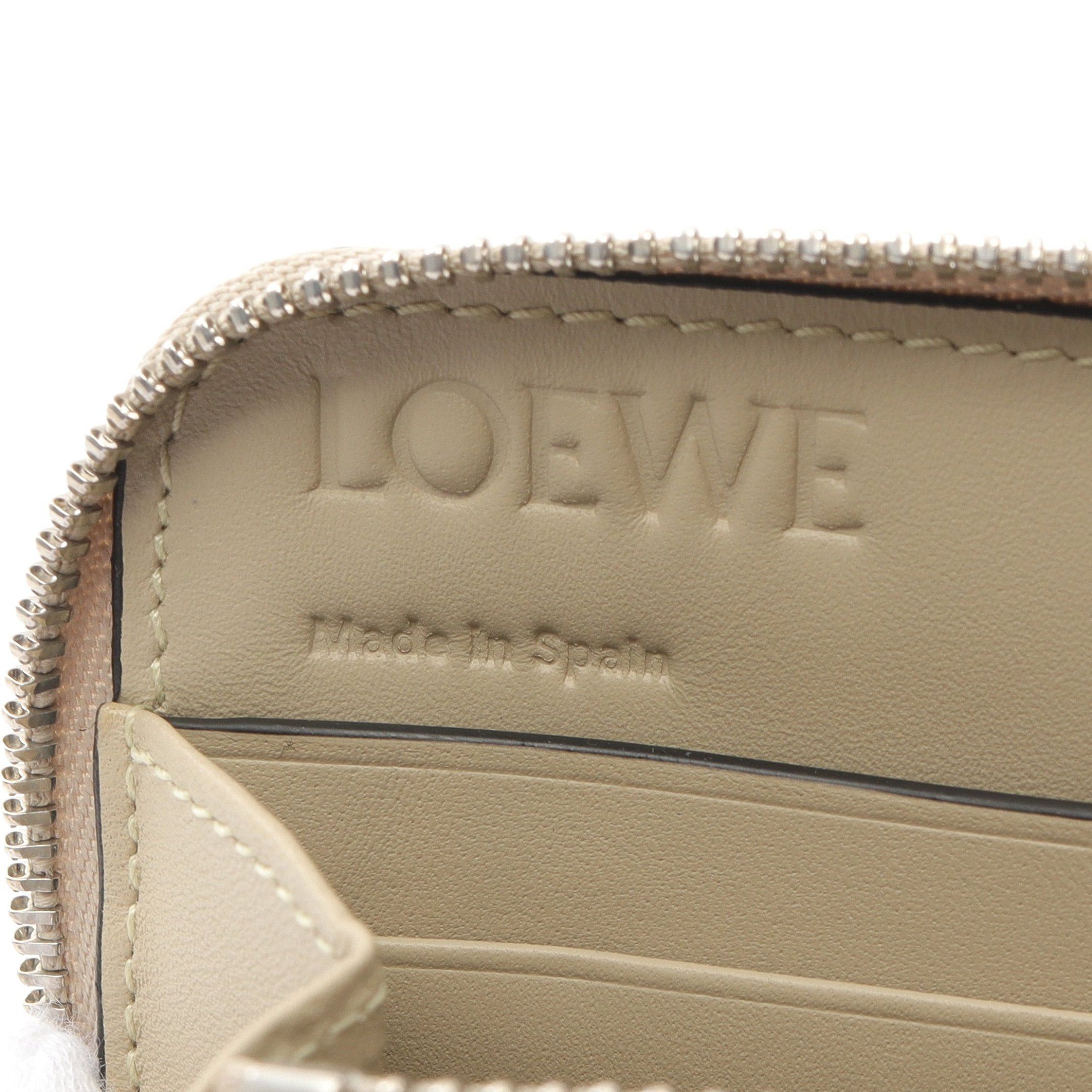 Loewe Loewe Repeat Anagram Round Zipper Long Wallet Leather Beige Size ONE SIZE - 4 Thumbnail