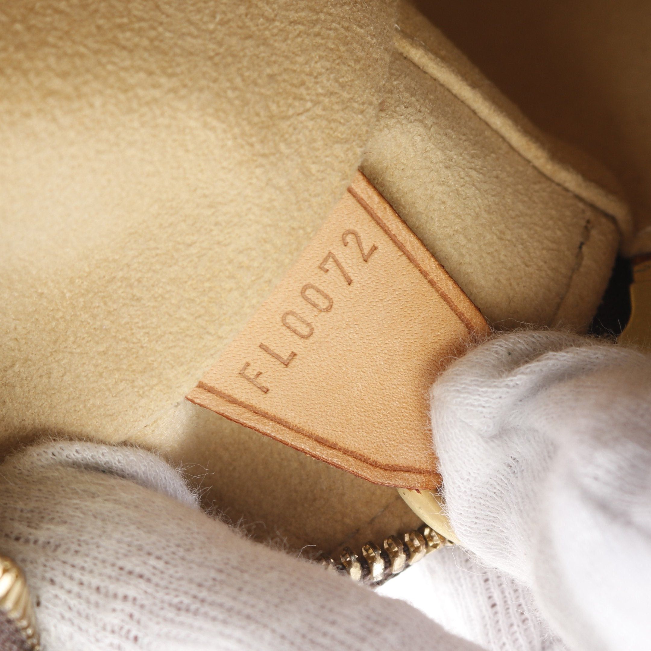 Louis Vuitton Louis Vuitton Cite Gm Monogram Shoulder Bag Leather Brown Size ONE SIZE - 5 Thumbnail