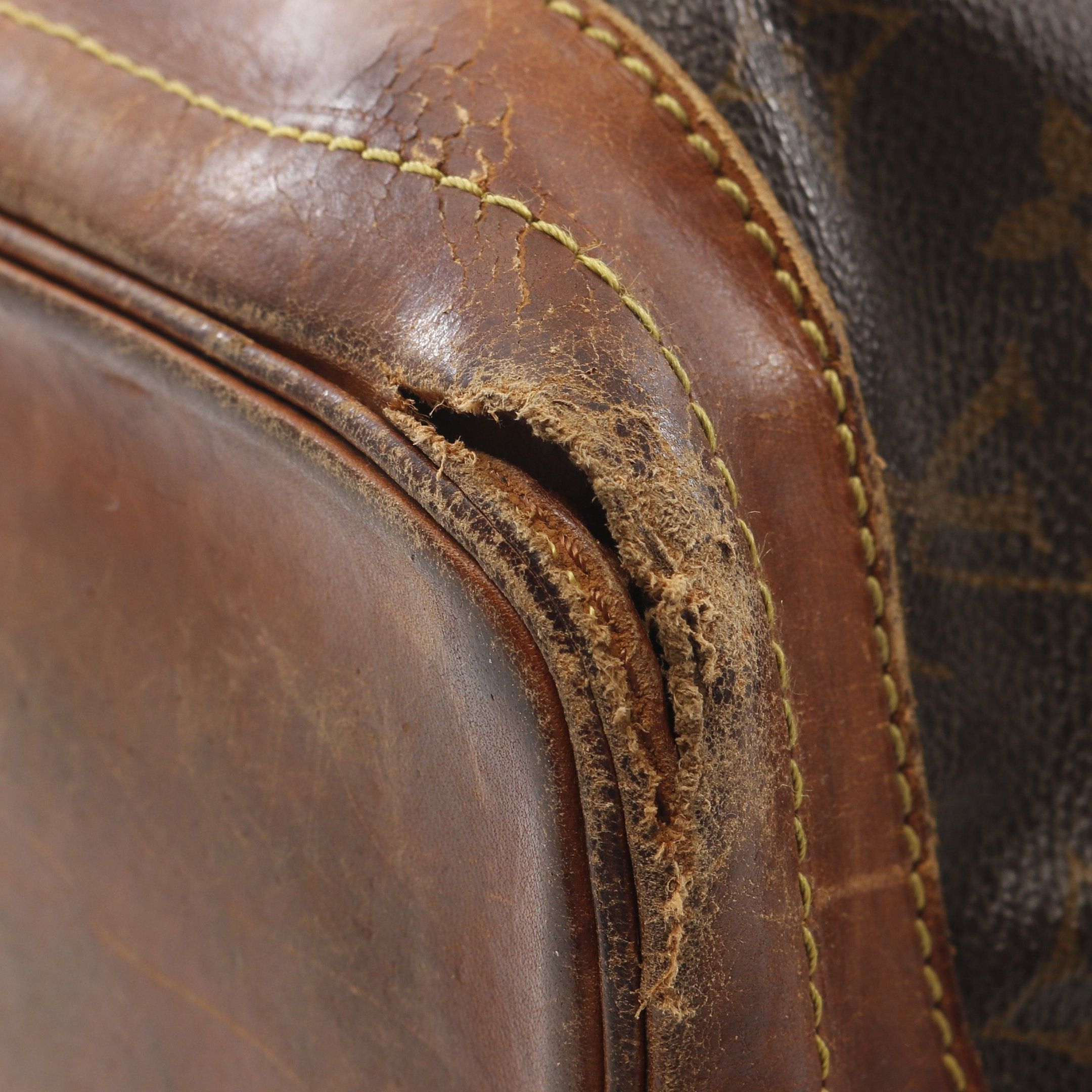 Louis Vuitton Louis Vuitton Noe Monogram Shoulder Bag Leather Brown Size ONE SIZE - 5 Thumbnail