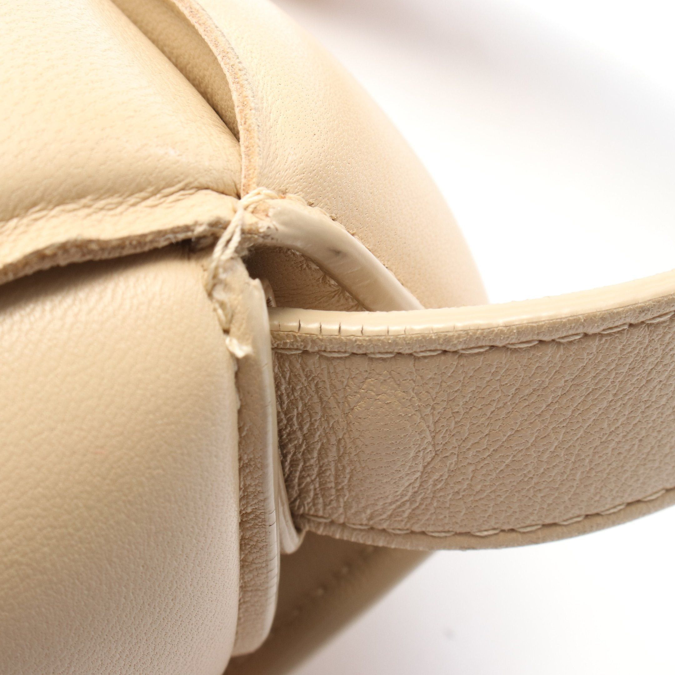 Bottega Veneta Bottega Veneta Padet Cassette Intrecciato Shoulder Bag Leather Beige Size ONE SIZE - 8 Thumbnail