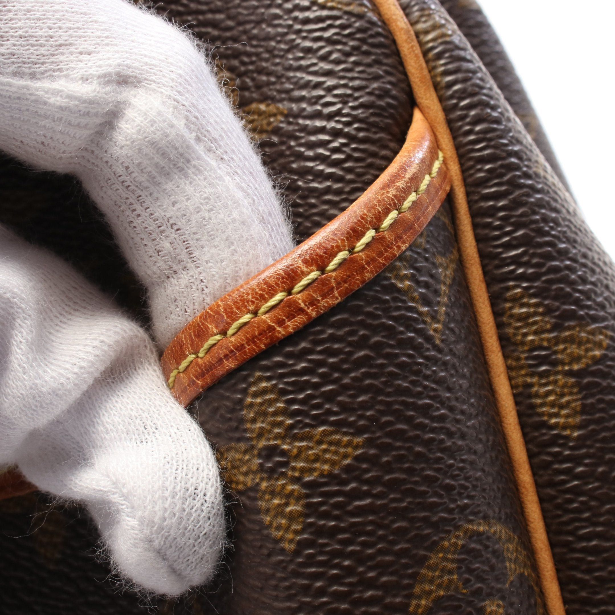 Louis Vuitton Louis Vuitton Deauville Bowling Vanity Monogram Handbag Leather Brown Size ONE SIZE - 9 Thumbnail
