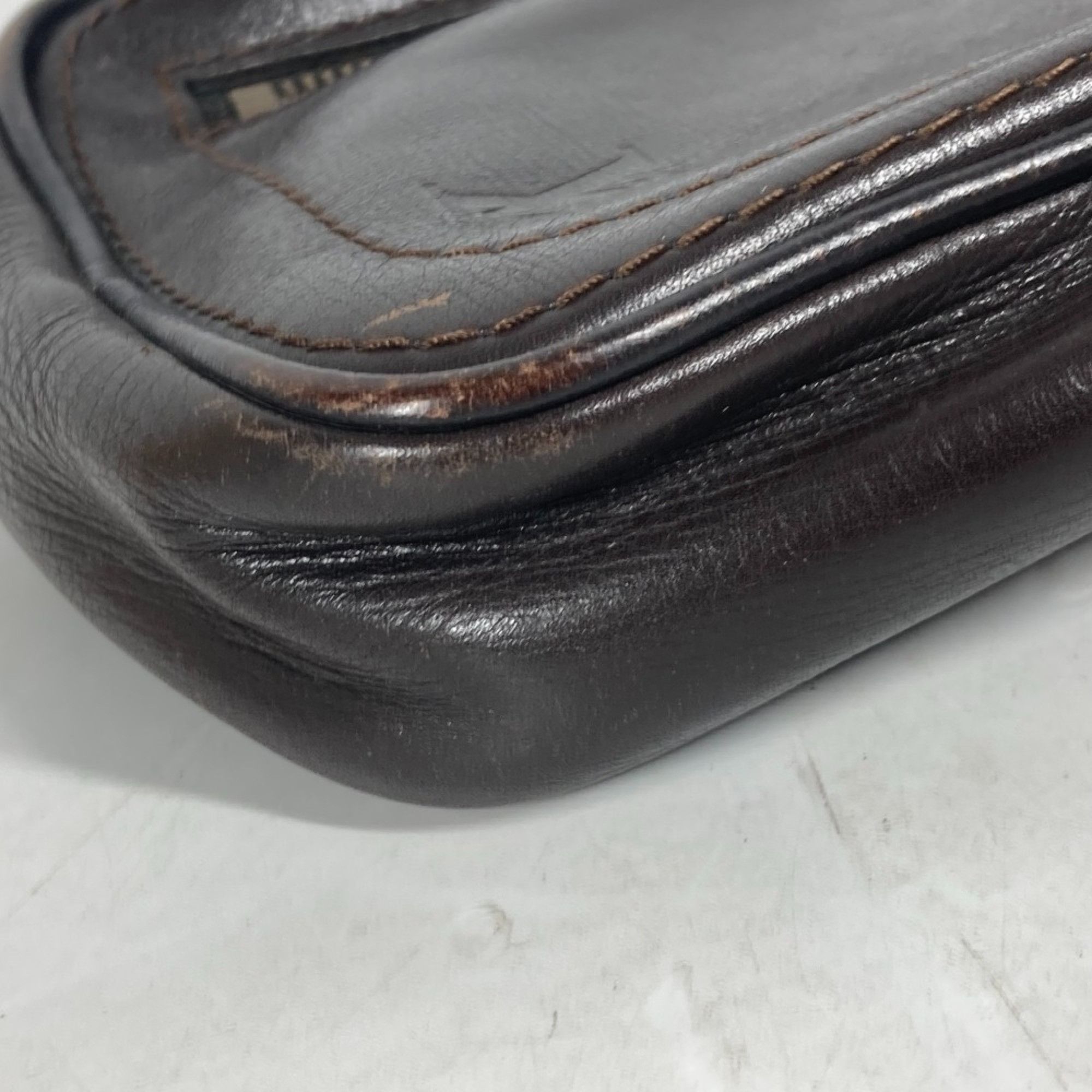 Louis Vuitton Louis Vuitton Utah clutch Size ONE SIZE - 7 Thumbnail