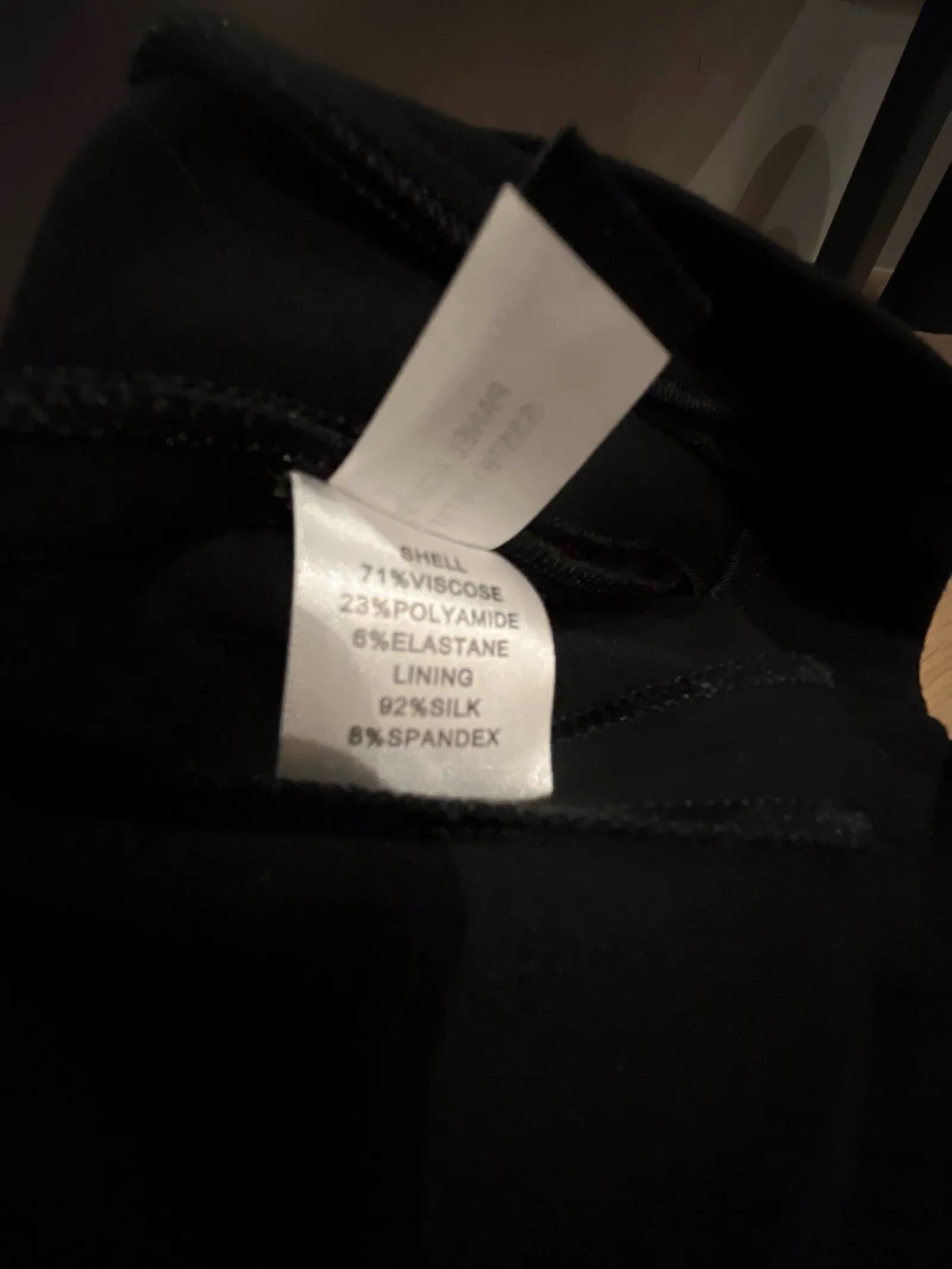 Diane von Furstenberg Diane von Furstenberg Skirt Size 28" / US 6 / IT 42 - 3 Thumbnail