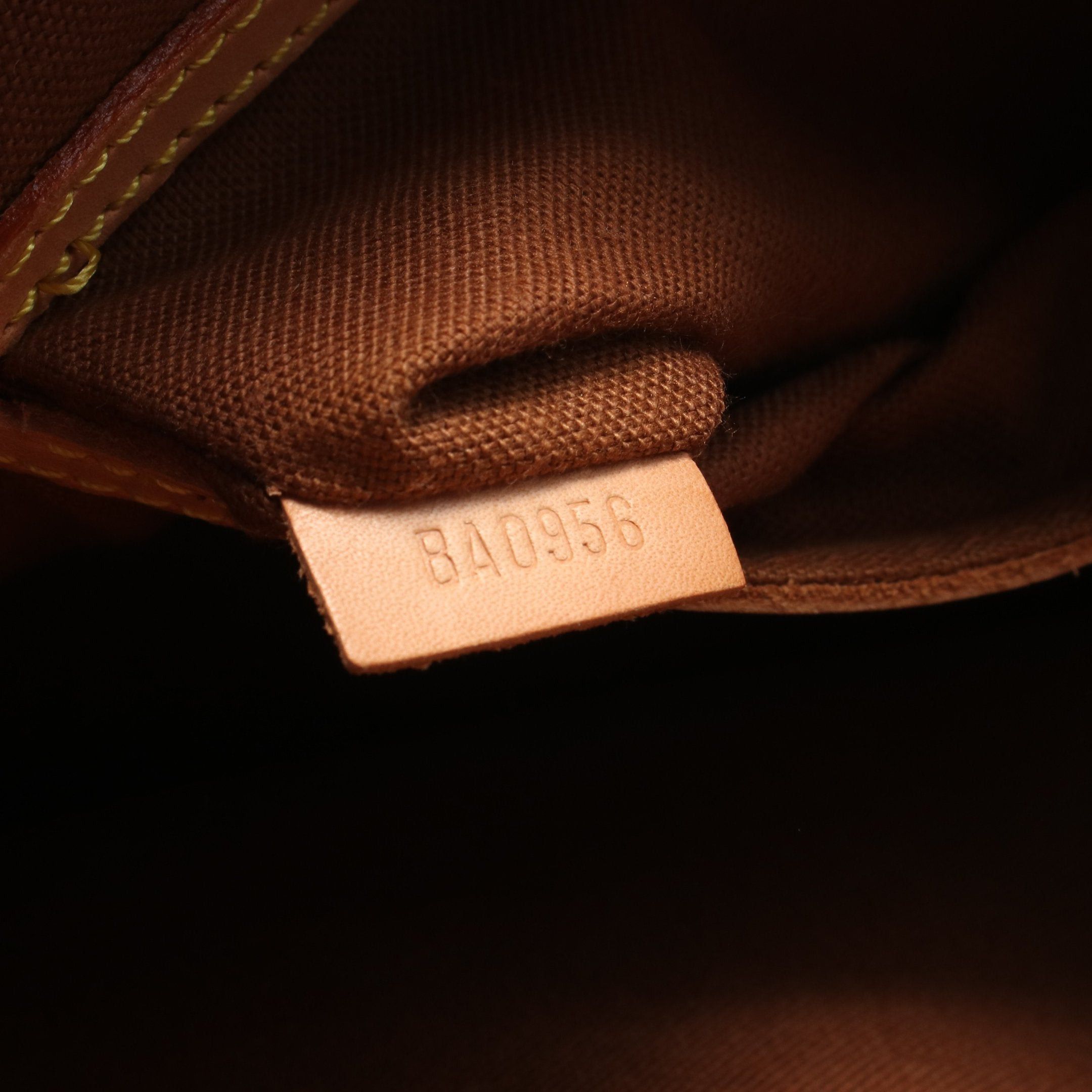 Louis Vuitton Louis Vuitton Alma Pm Monogram Handbag Leather Brown Size ONE SIZE - 5 Thumbnail