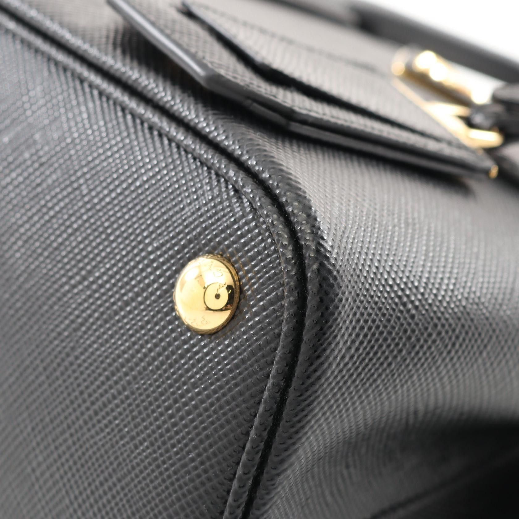 Prada Prada Saffiano Cuir Handbag Leather Black Size ONE SIZE - 5 Thumbnail