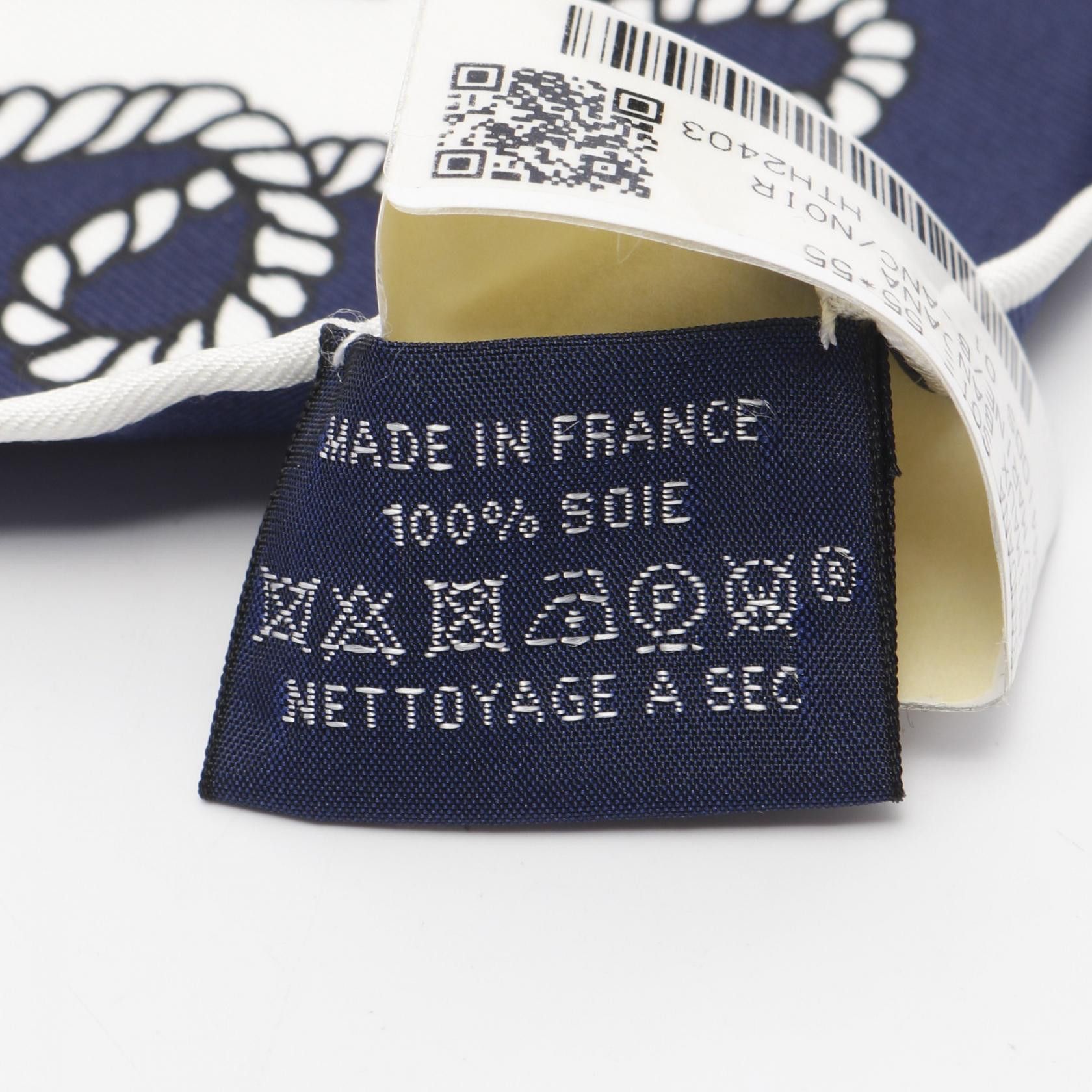 Hermes Hermes Carres 55 Silk Bandana Animaux Scarf Navy White Size ONE SIZE - 3 Thumbnail