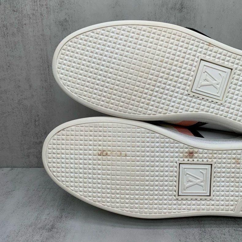 Louis Vuitton White Pink Velcro Sneakers Size 38.5 Size US 8 / IT 38 - 8 Thumbnail