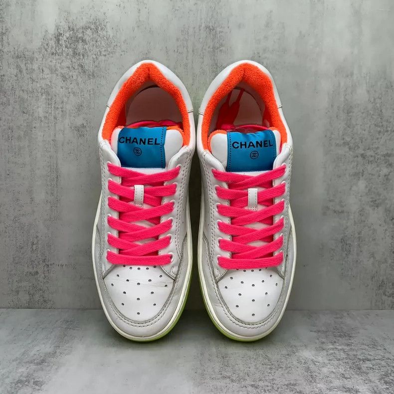 Chanel Chanel Colorful Logo Sneakers Size 37 Size US 7 / IT 37 - 6 Thumbnail