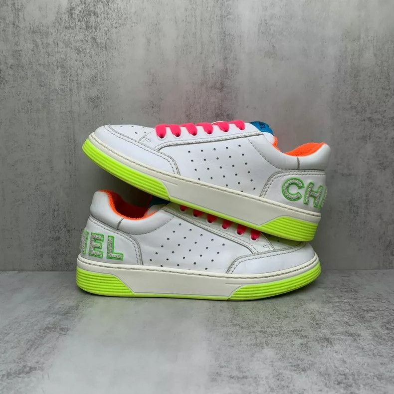 Chanel Chanel Colorful Logo Sneakers Size 37 Size US 7 / IT 37 - 2 Thumbnail