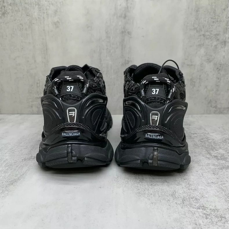 Balenciaga Balenciaga Runner Sneakers Size 37 Black Size US 7 / IT 37 - 5 Thumbnail