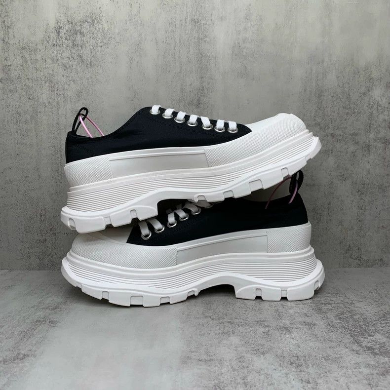 Alexander McQueen Black Graffiti Low-Top Sneakers by Alexander McQueen Size US 8 / IT 38 - 3 Thumbnail