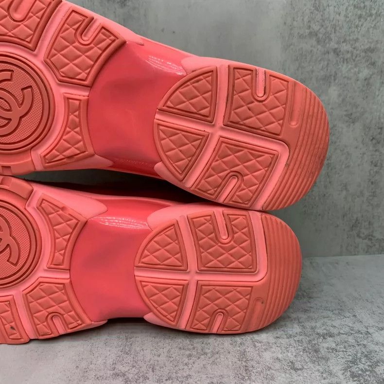 Chanel Chanel Red CC Sneakers Size 37.5 Size US 4 / IT 34 - 9 Thumbnail