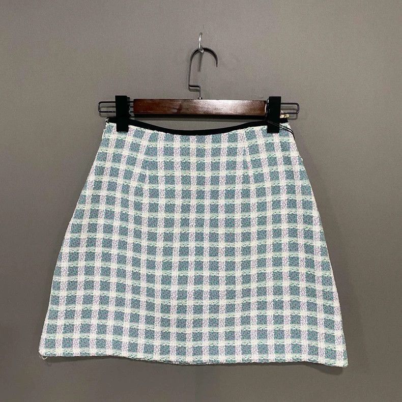 Prada Pearl Button Woven Plaid Mini Skirt Size 40" / US 18 - 3 Thumbnail