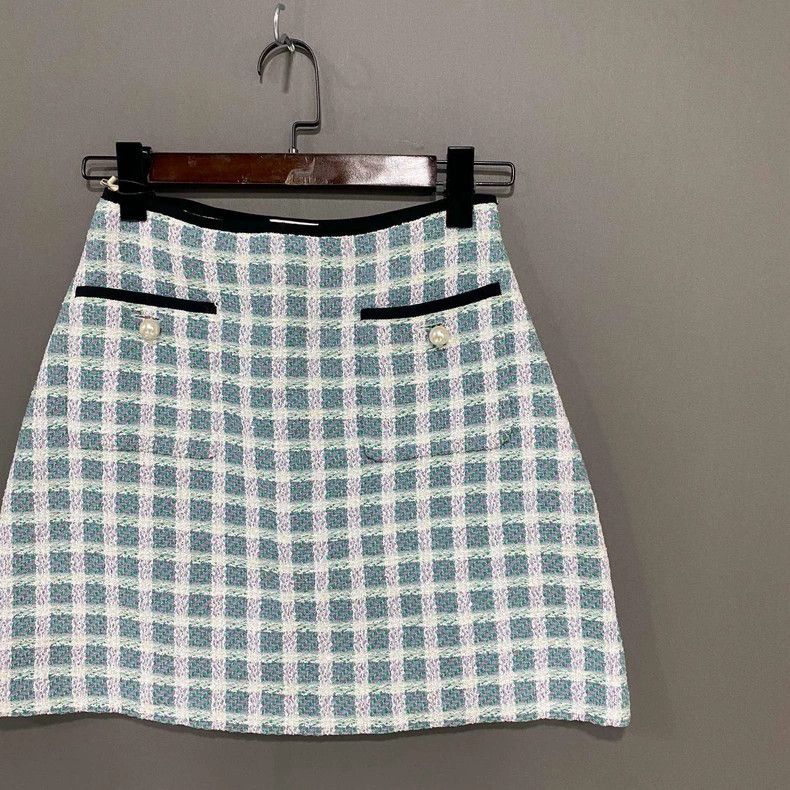 Prada Pearl Button Woven Plaid Mini Skirt Size 40" / US 18 - 2 Thumbnail
