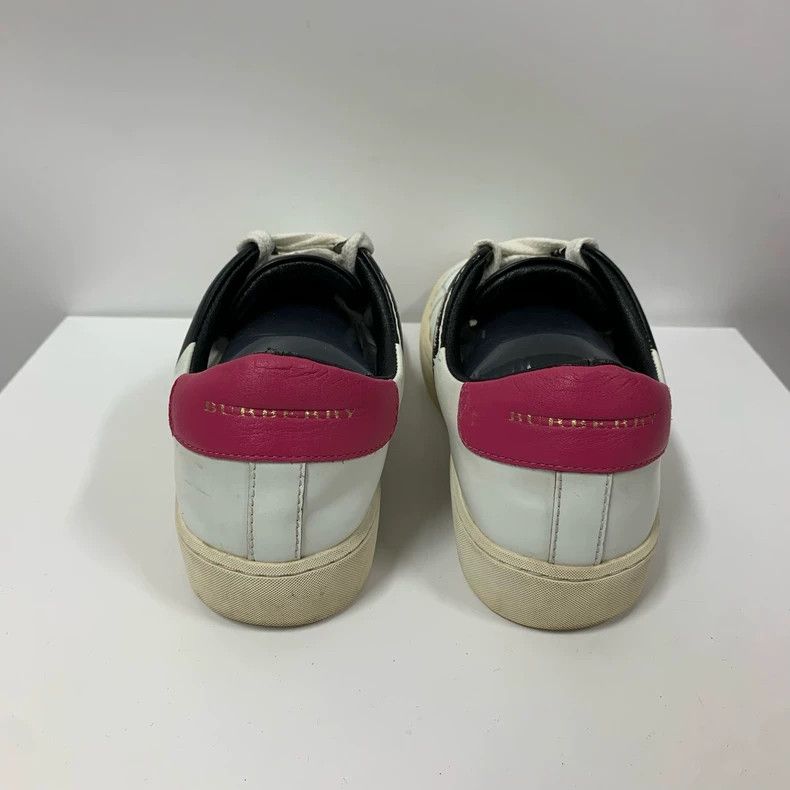 Burberry Burberry Sneakers Size 37 in Excellent Condition Size US 7 / IT 37 - 6 Thumbnail