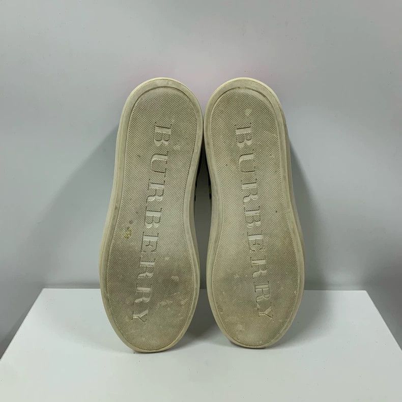Burberry Burberry Sneakers Size 37 in Excellent Condition Size US 7 / IT 37 - 7 Thumbnail