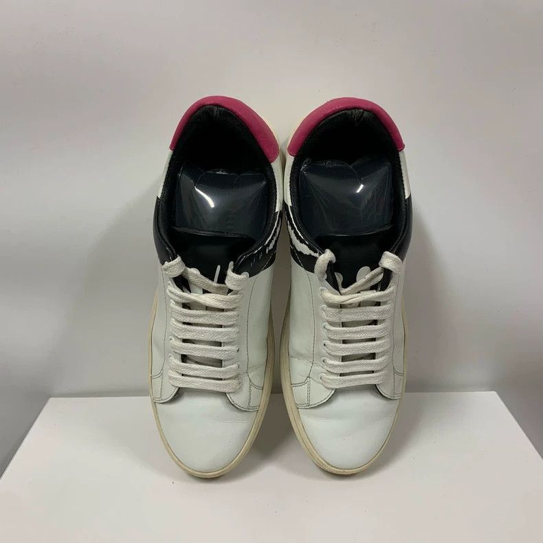 Burberry Burberry Sneakers Size 37 in Excellent Condition Size US 7 / IT 37 - 3 Thumbnail