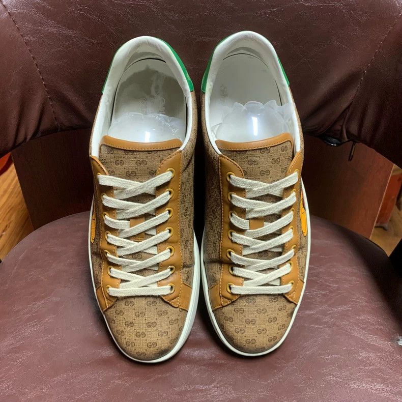 Gucci Gucci Mickey Mouse Low-Top Sneakers in Beige Size US 8 / IT 38 - 3 Thumbnail