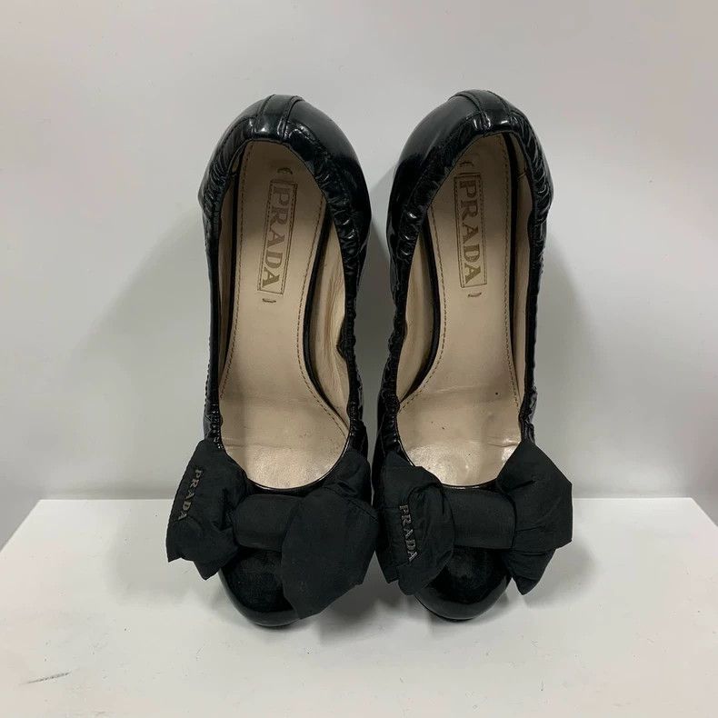 Prada Prada Black Bow Patent Leather Flats Size US 7 / IT 37 - 3 Thumbnail
