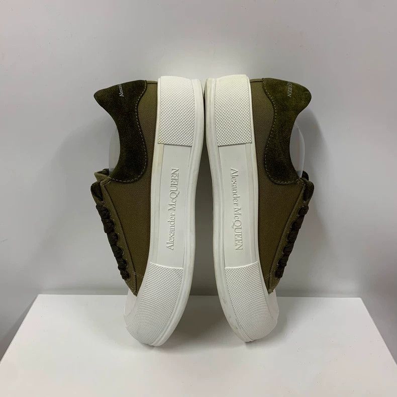Alexander McQueen Alexander McQueen Low-top Sneakers in Olive Green Size US 8 / IT 38 - 4 Thumbnail