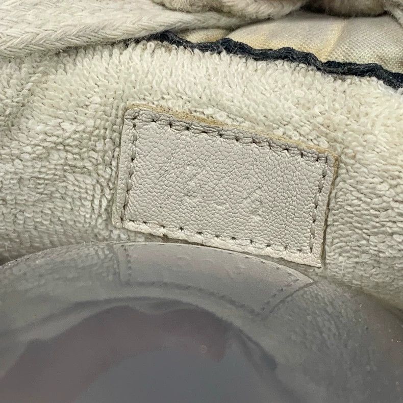 Gucci Gucci Dirty Shoes Size 36.5 with Signs of Wear Size US 6 / IT 36 - 8 Thumbnail