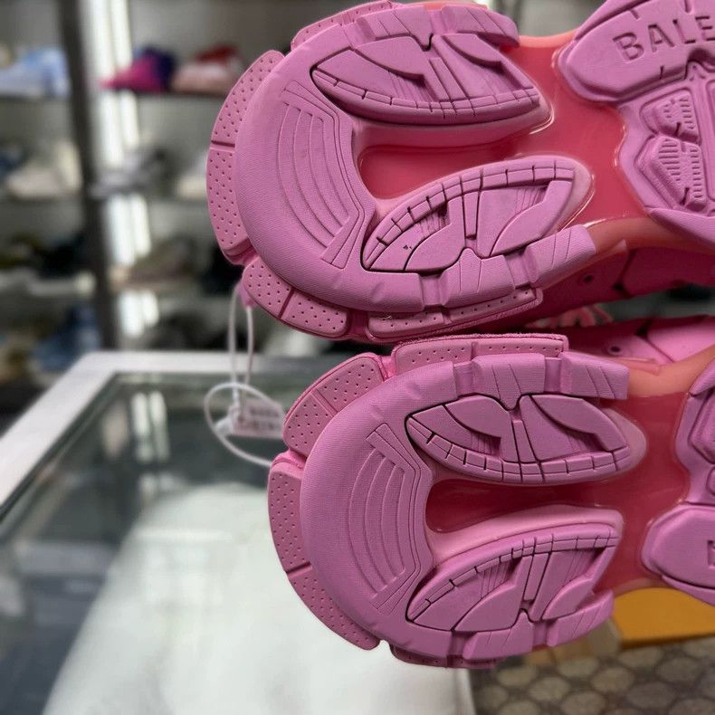 Balenciaga Balenciaga Track Sneakers in Pink Size US 7 / IT 37 - 8 Thumbnail
