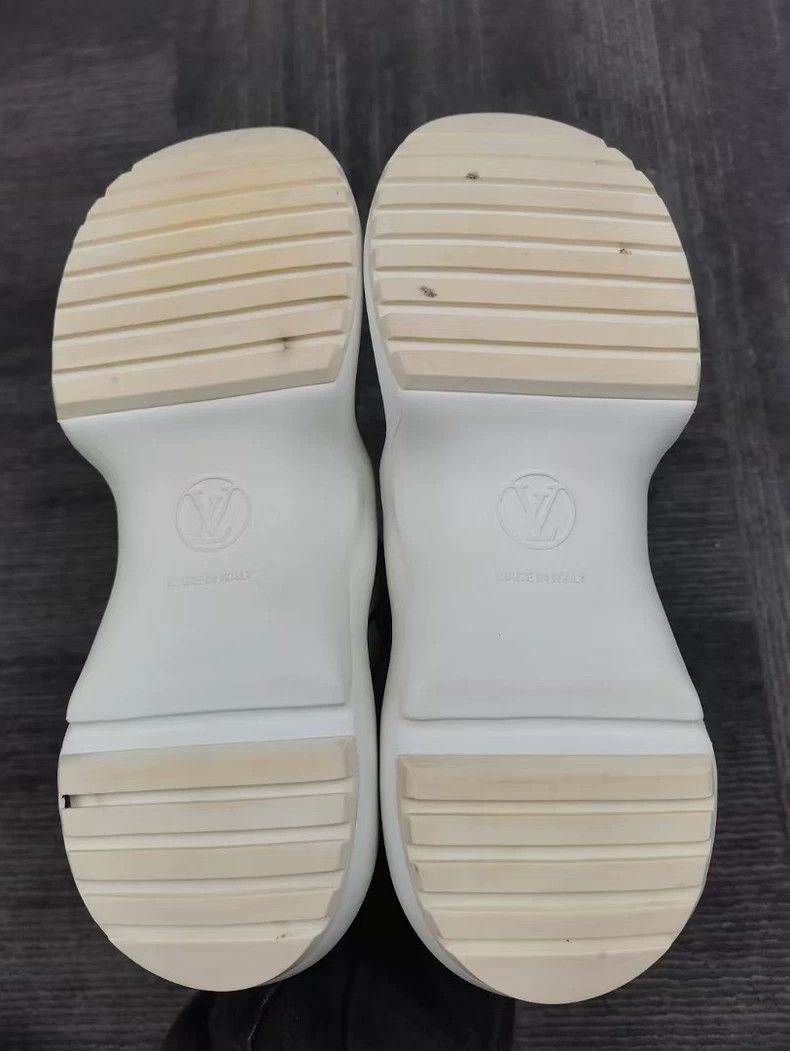 Louis Vuitton Louis Vuitton Archlight Graffiti Sneakers Size 36.5 Size US 6 / IT 36 - 6 Thumbnail