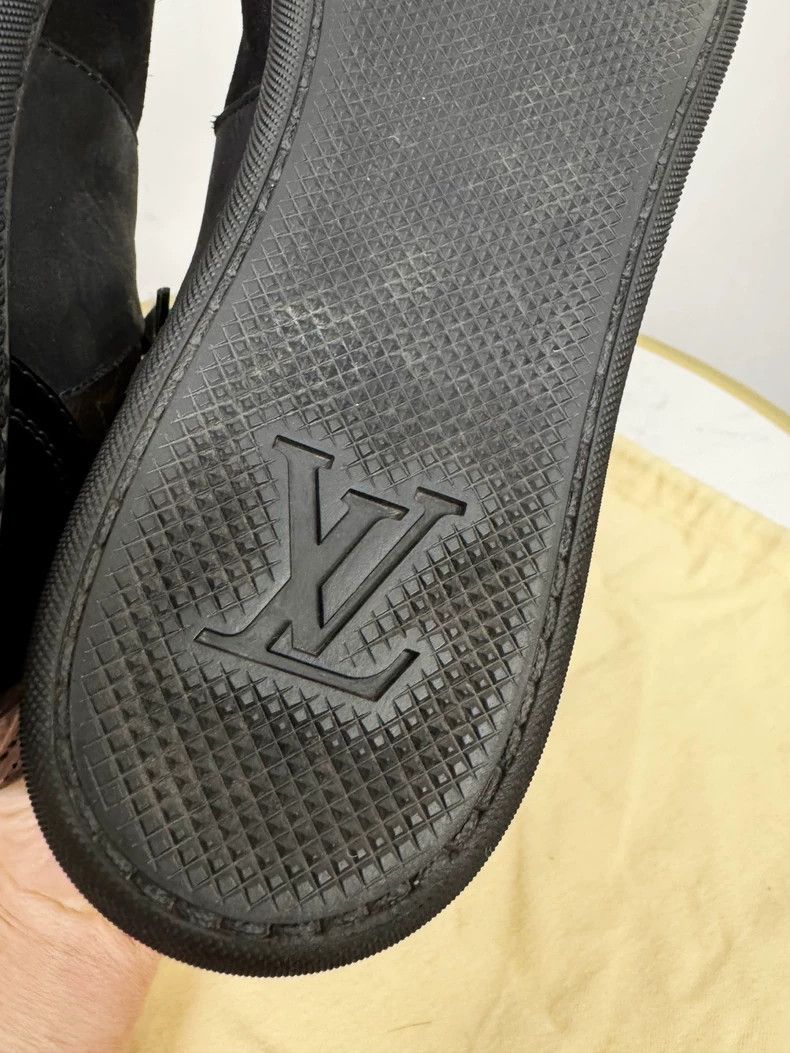 Louis Vuitton Louis Vuitton High-Top Sneakers Size 36 Size US 6 / EU 39 - 8 Thumbnail