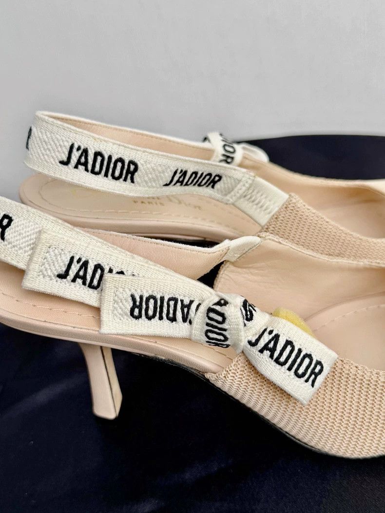 Dior New Dior Beige Sandals Size 36.5 Size US 6 / IT 36 - 5 Thumbnail