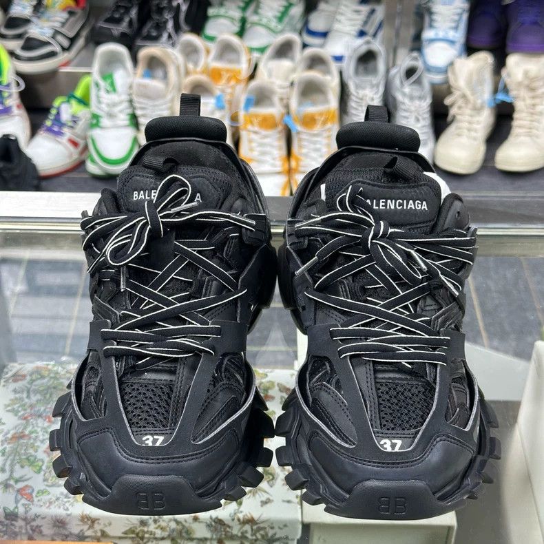 Balenciaga Balenciaga Black Track 1.0 Dad Sneakers Size US 11 / EU 44 - 8 Thumbnail