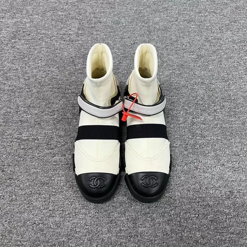 Chanel Chanel Panda Moon Shoes White Sneakers Size US 8 / IT 38 - 3 Thumbnail