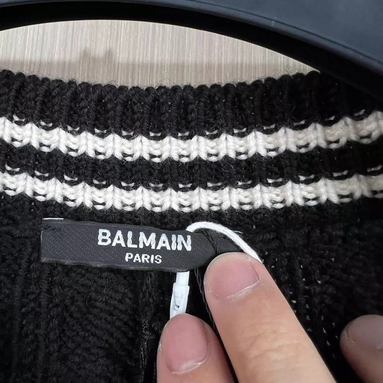 Balmain Balmain Gold Button Knit Cardigan in Black-dmc Size US S / EU 44-46 / 1 - 6 Thumbnail