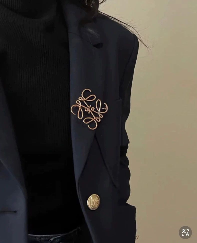Loewe Loewe Rose Gold Brooch with Tag-dmc Size ONE SIZE - 2 Thumbnail