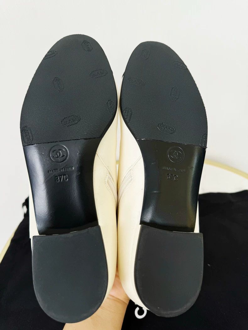 Chanel Chanel Boots in Excellent Condition Size 37 Size US 7 / IT 37 - 7 Thumbnail