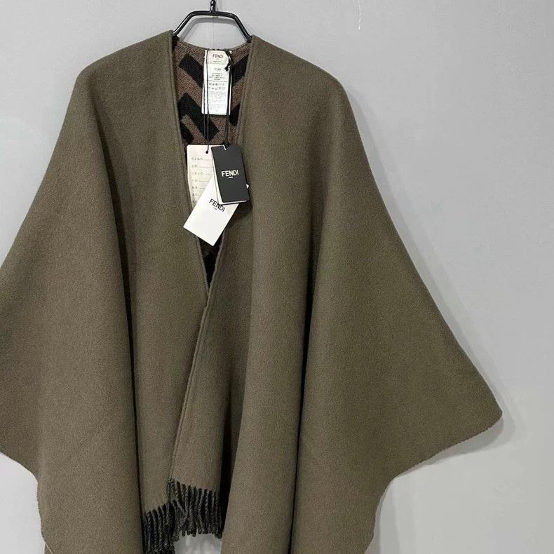 Fendi Fendi Double-Sided Cashmere Blend Shawl Size US M / EU 48-50 / 2 - 2 Thumbnail