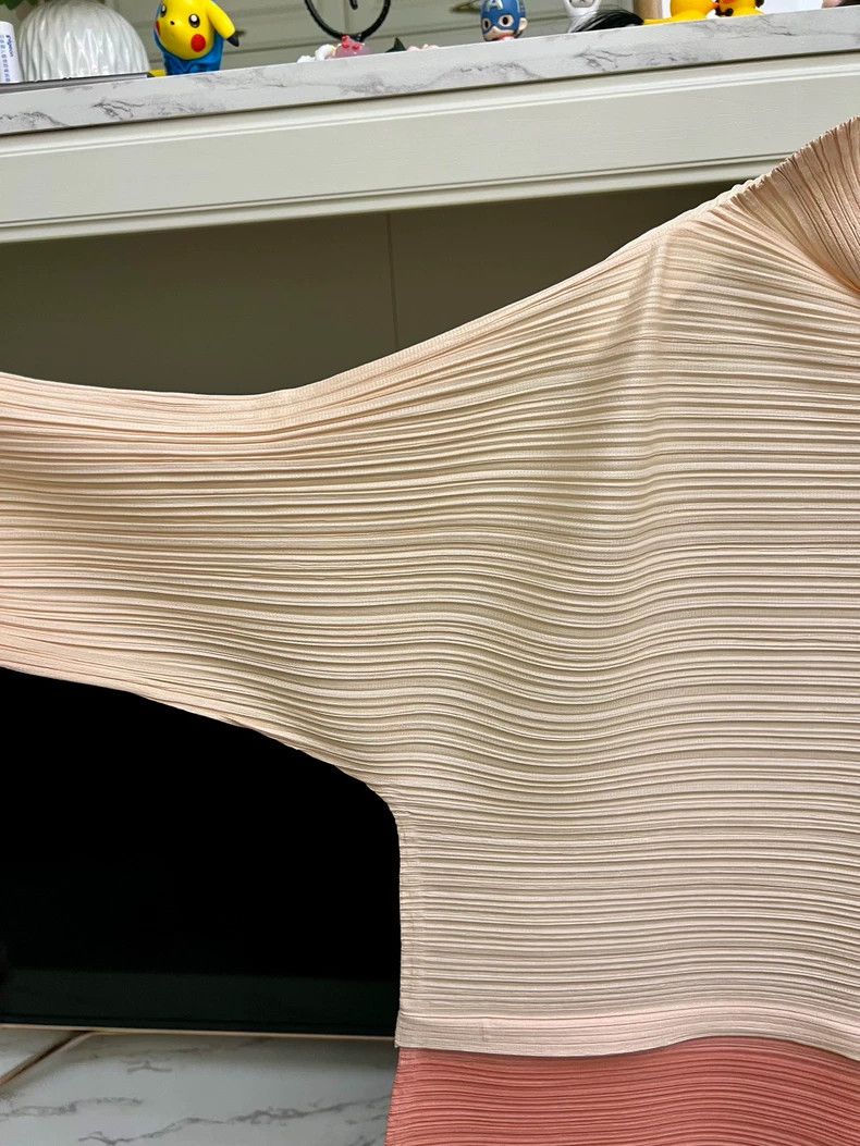 Issey Miyake Three-Yarn Spring Dress in Beige and Pink-yf Size 22" - 2 Thumbnail