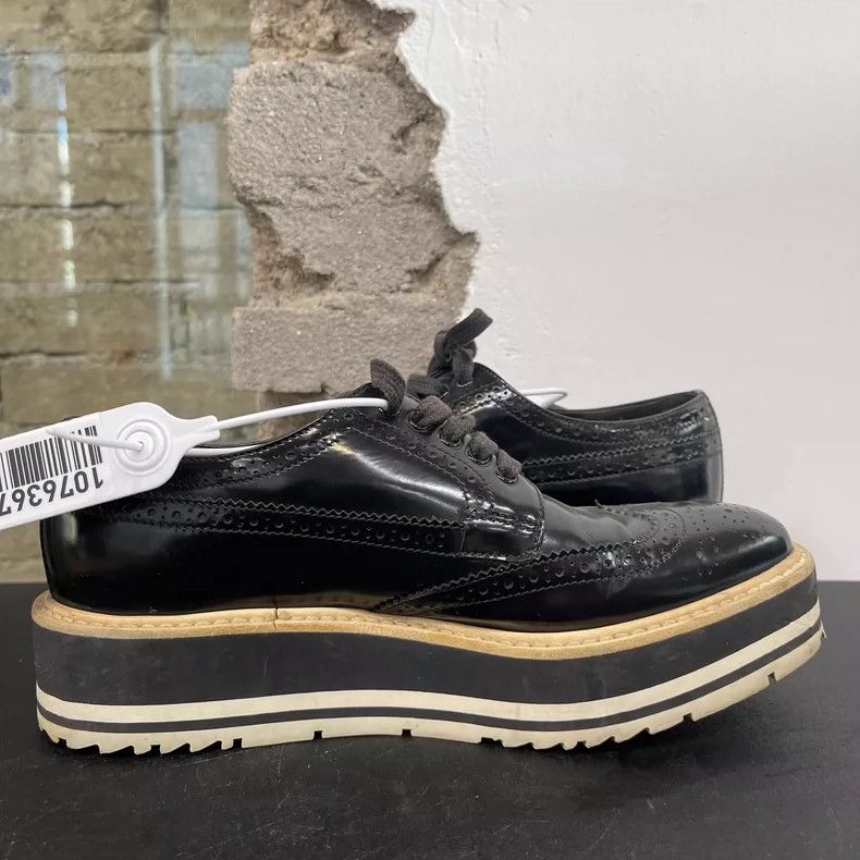 Prada Prada Platform Shoes Size 35.5 Size US 6 / IT 36 - 4 Thumbnail