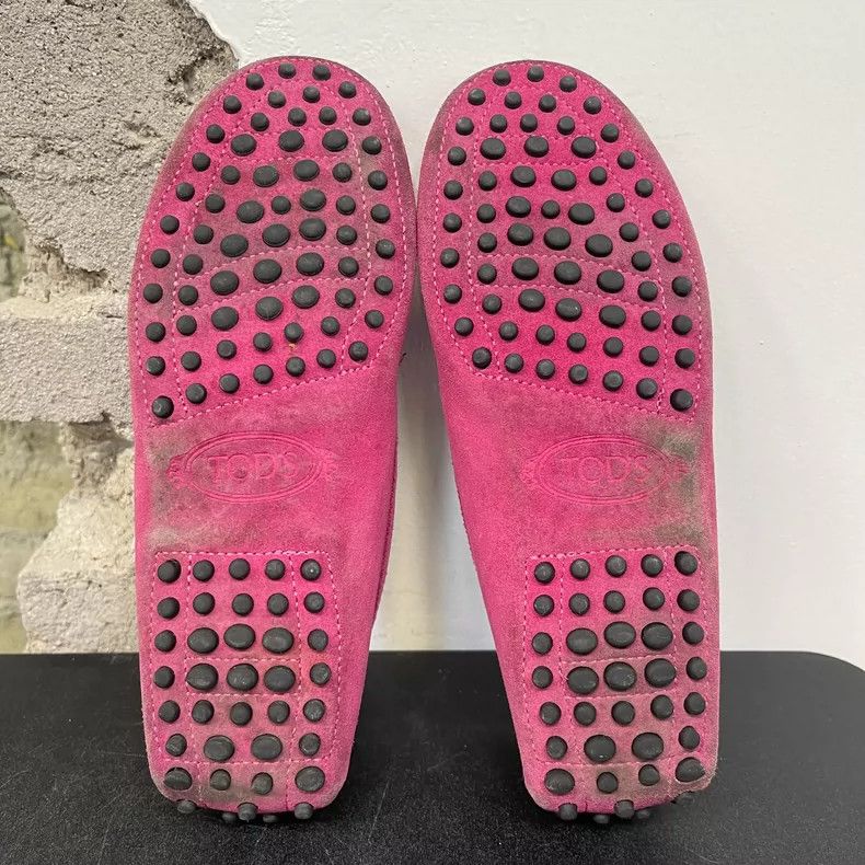 Tod's Tods Suede Moccasin Loafers in Pink Size US 4 / IT 34 - 7 Thumbnail