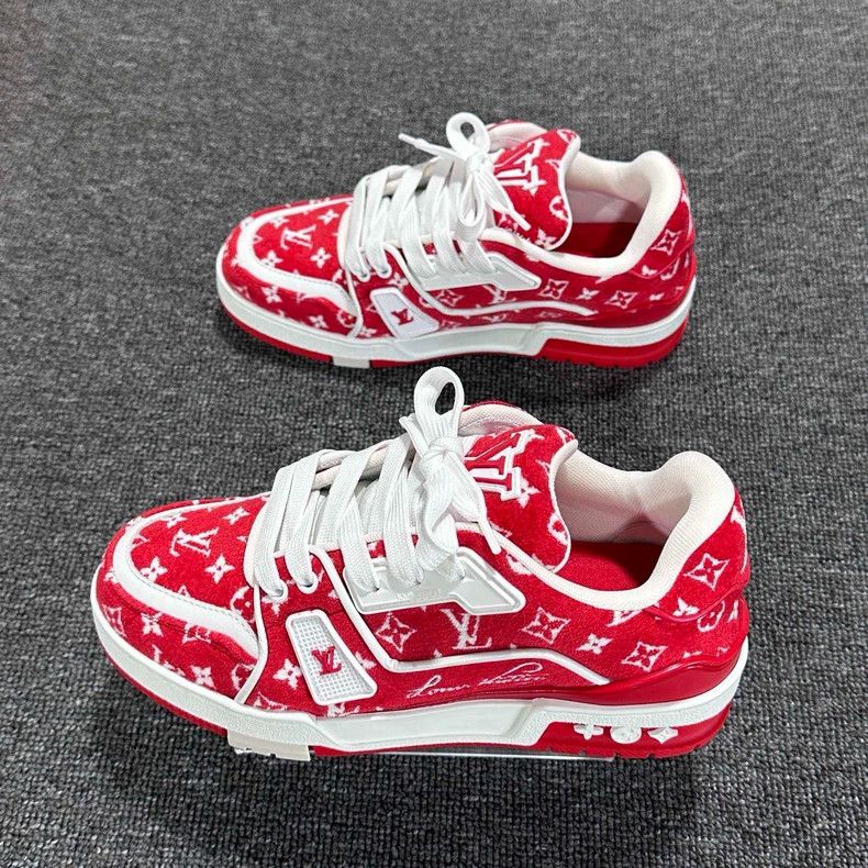 Louis Vuitton Red Velvet Louis Vuitton Trainers Size US 6 / IT 36 - 3 Thumbnail