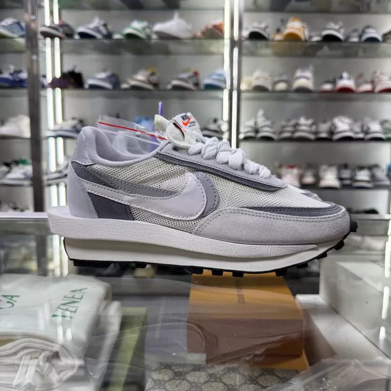 Sacai Sacai x Nike LDWaffle Sneakers in Gray White Size US 10 / EU 43 - 2 Thumbnail