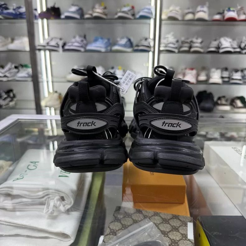 Balenciaga BALENCIAGA TRACK Sneakers Size 37 for Sale Size US 6 / IT 36 - 6 Thumbnail