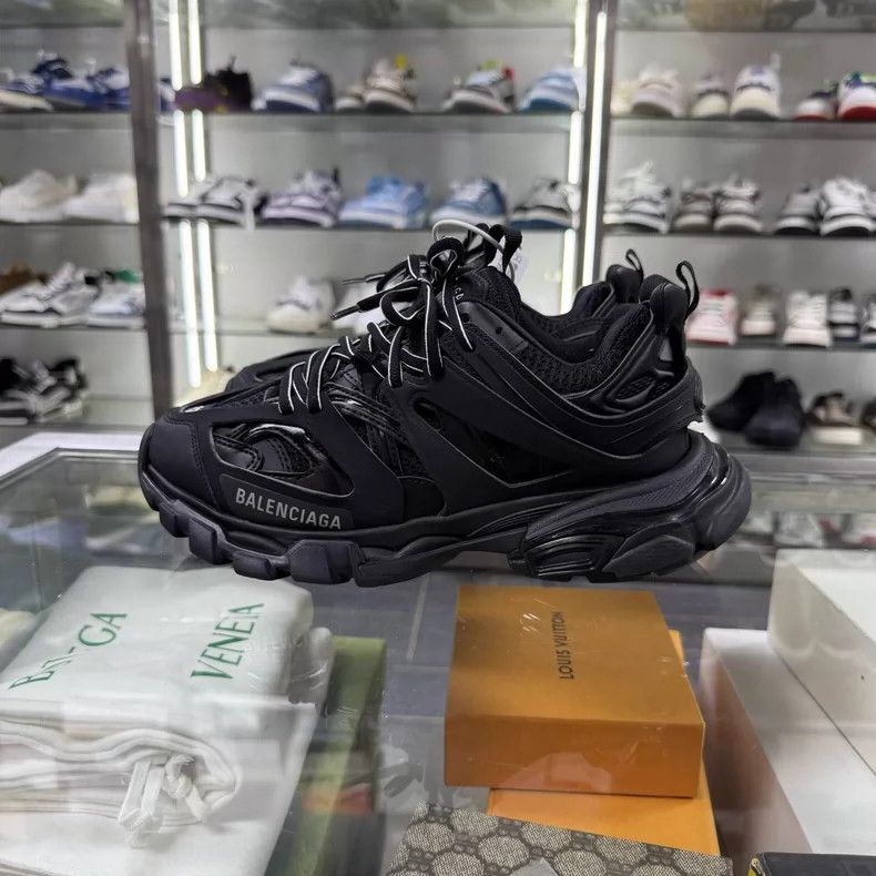 Balenciaga BALENCIAGA TRACK Sneakers Size 37 for Sale Size US 6 / IT 36 - 3 Thumbnail