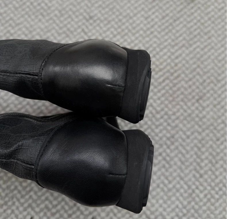 Gucci Gucci Boots Size 35.5 Black Color Size US 5 / IT 35 - 5 Thumbnail