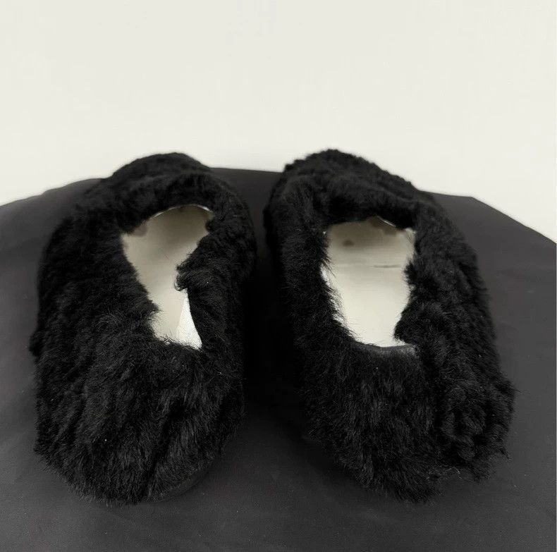Celine Celine Fur Slip-On Shoes Size 35.5 Size US 5 / IT 35 - 4 Thumbnail