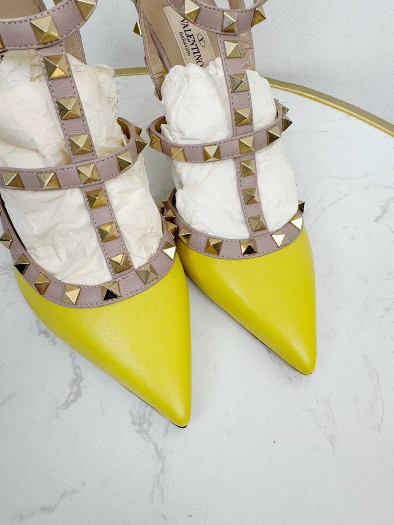 Valentino Valentino Yellow Heeled Sandals with Studs Size US 7 / IT 37 - 2 Thumbnail