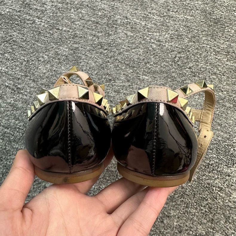 Valentino Valentino Black Patent Flat Shoes with Studs Size US 4 / IT 34 - 5 Thumbnail