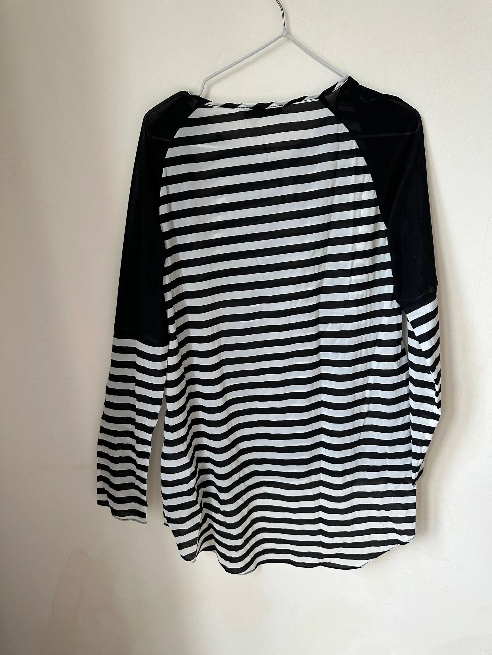 Club Monaco Club Monaco Blouse Size S / US 4 / IT 40 - 3 Thumbnail